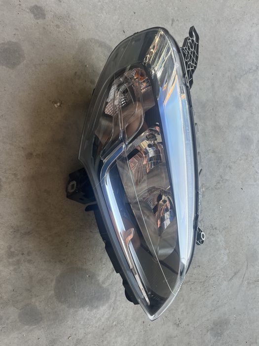 Фар Fiat Doblo 2015-