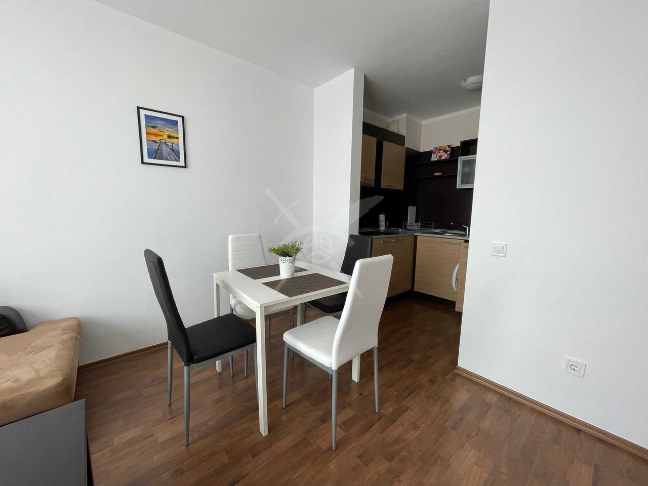 Продава се Двустаен апартамент в Черноморец - 69 кв.м за 1277 €/кв.м - Снимка #2