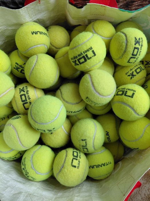 Mingi tenis profesionale