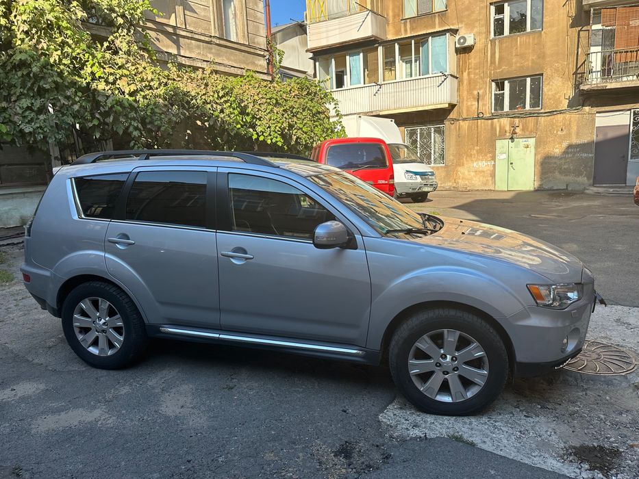 Mitsubishi outlander