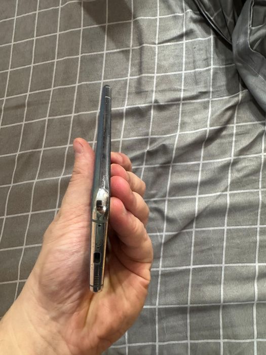 Samsung Galaxy  S21 +