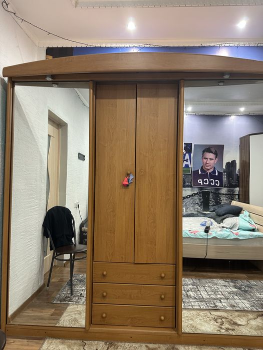 Шкаф для комнаты