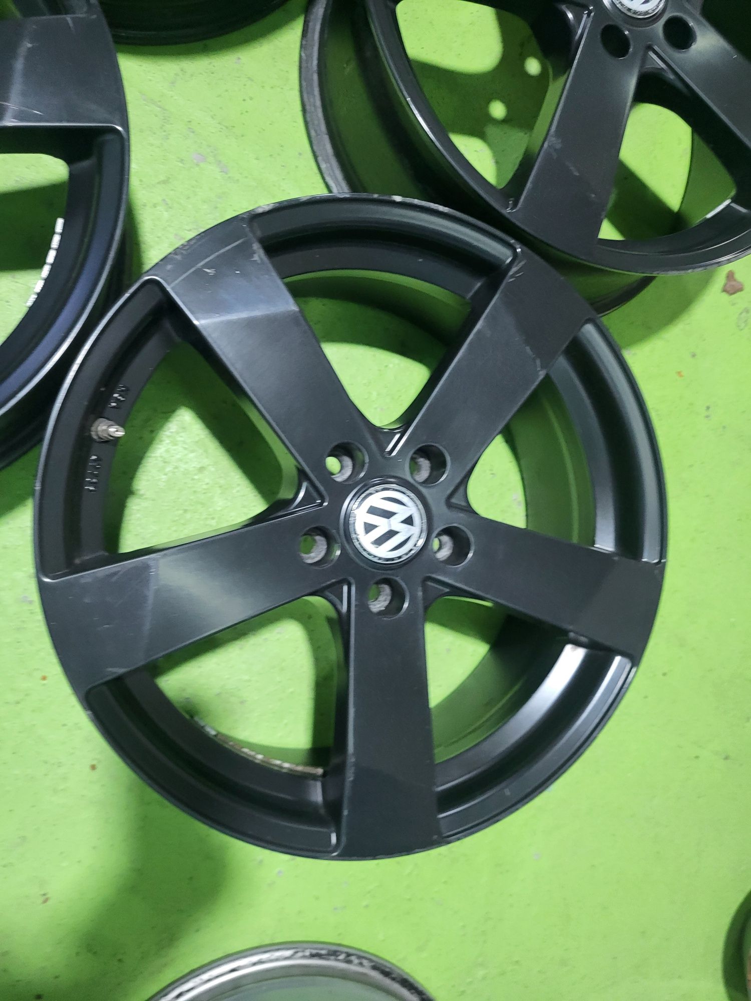 18 5x112 Vw Golf 5 6 touran Caddy  audi a3 5х112