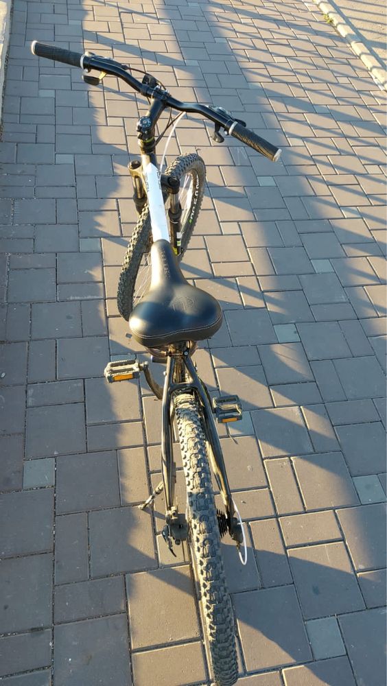 Продам велосипед cannondale