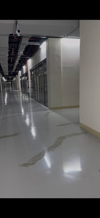 Дўкон сотилади ибн сино савдо марказида