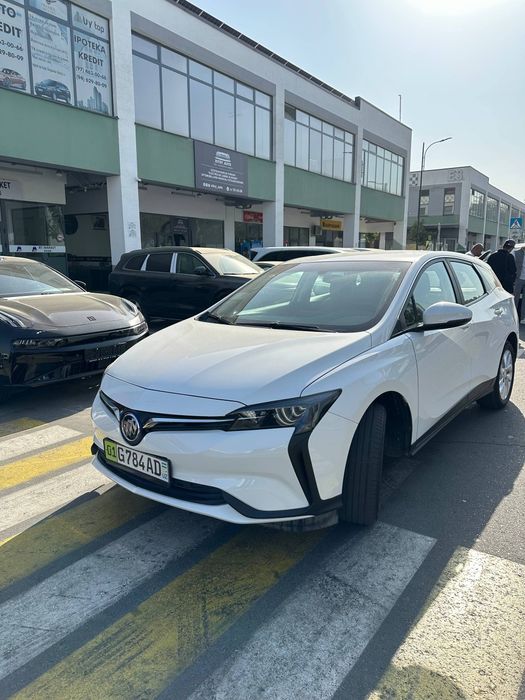 Buick  Velite  6