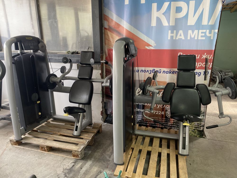 Technogym Selection - Уреди за бицепс и трицепс
