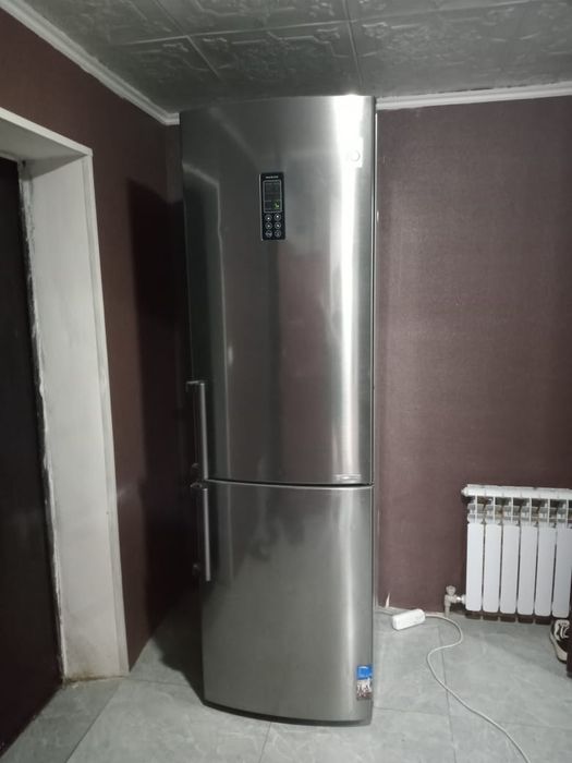 Холодильник в хорошем состоянии