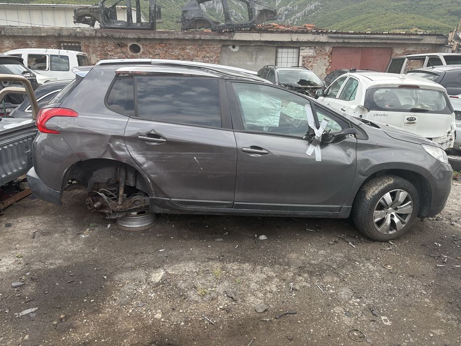 Peugeot 2008 1.6hdi 2015 година 5 скорости ръчка на части