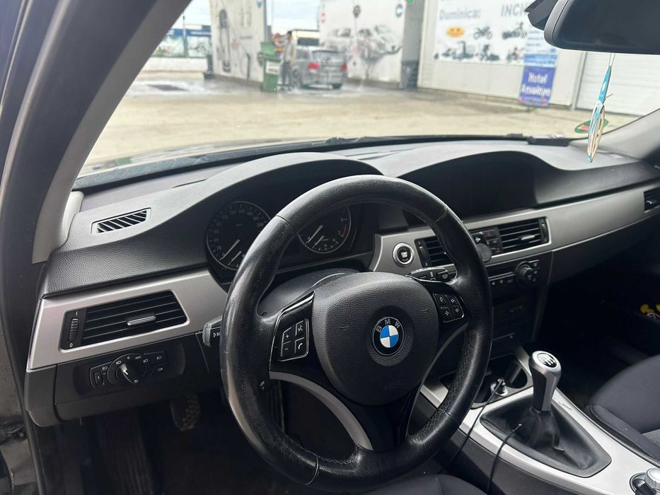 BMW seria 3 e90 impecabil