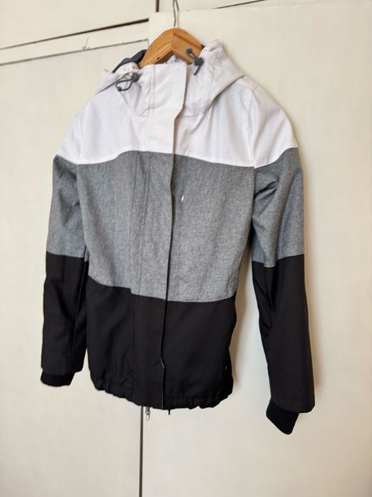 Зимно яке Reserved