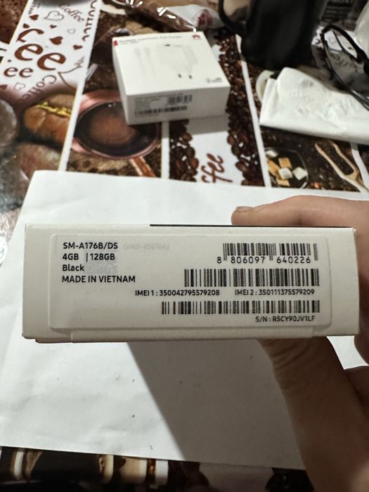 Samsung galaxy A 17 , 5g nou sigilat cu garantie