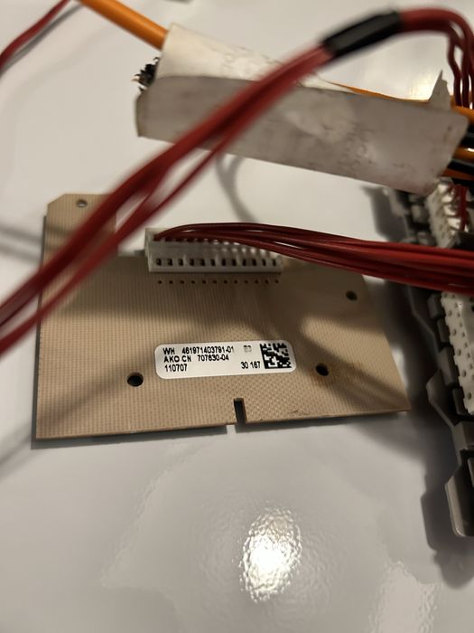 Motor, curea si placa de baza Whirlpool AWE 6516