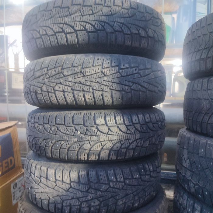 Продам комплект колес на 13