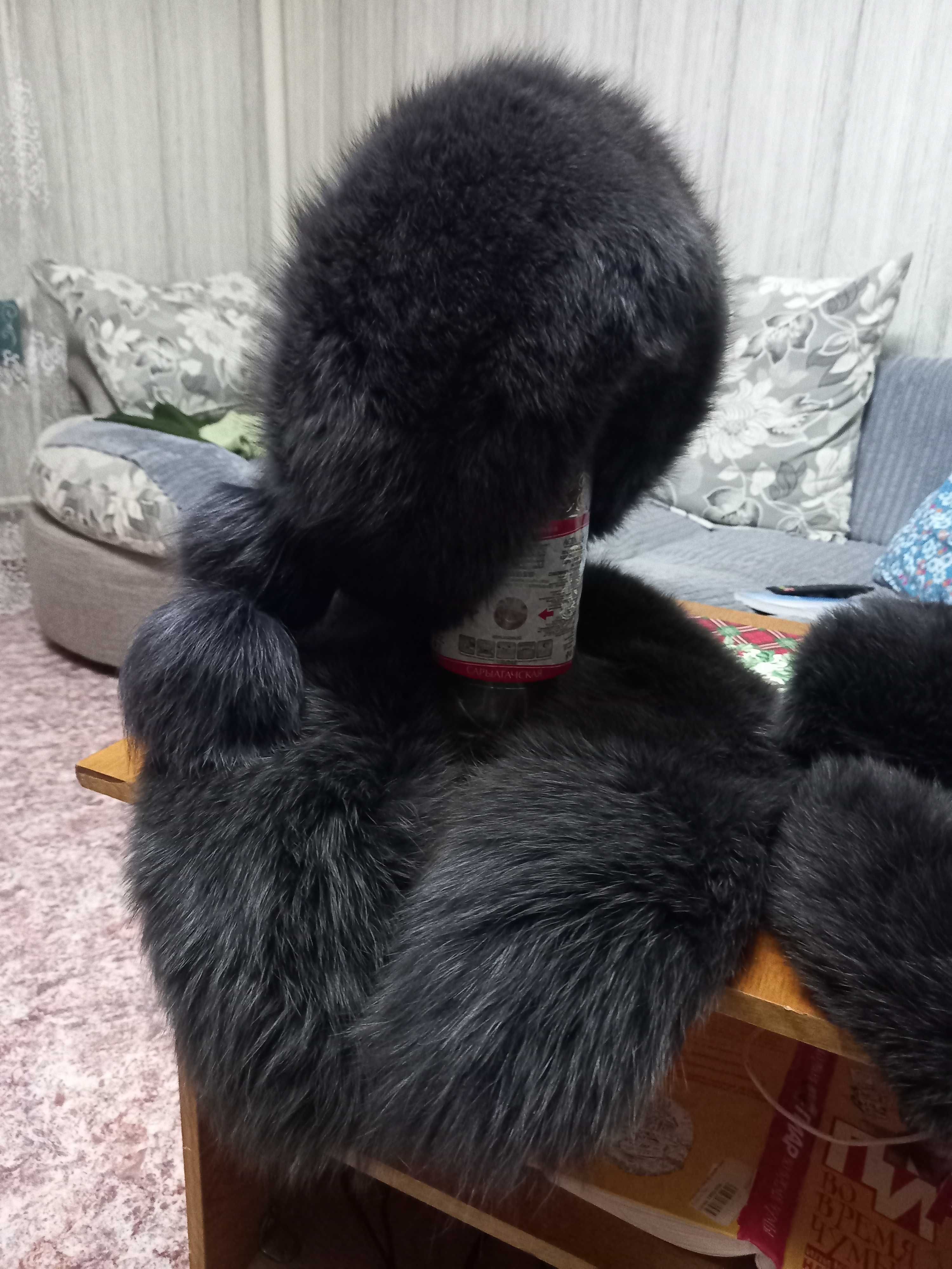 Продам женскую песцовую шапку