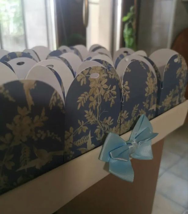 Mărturii personalizate pentru evenimente – elegante, realizate manual