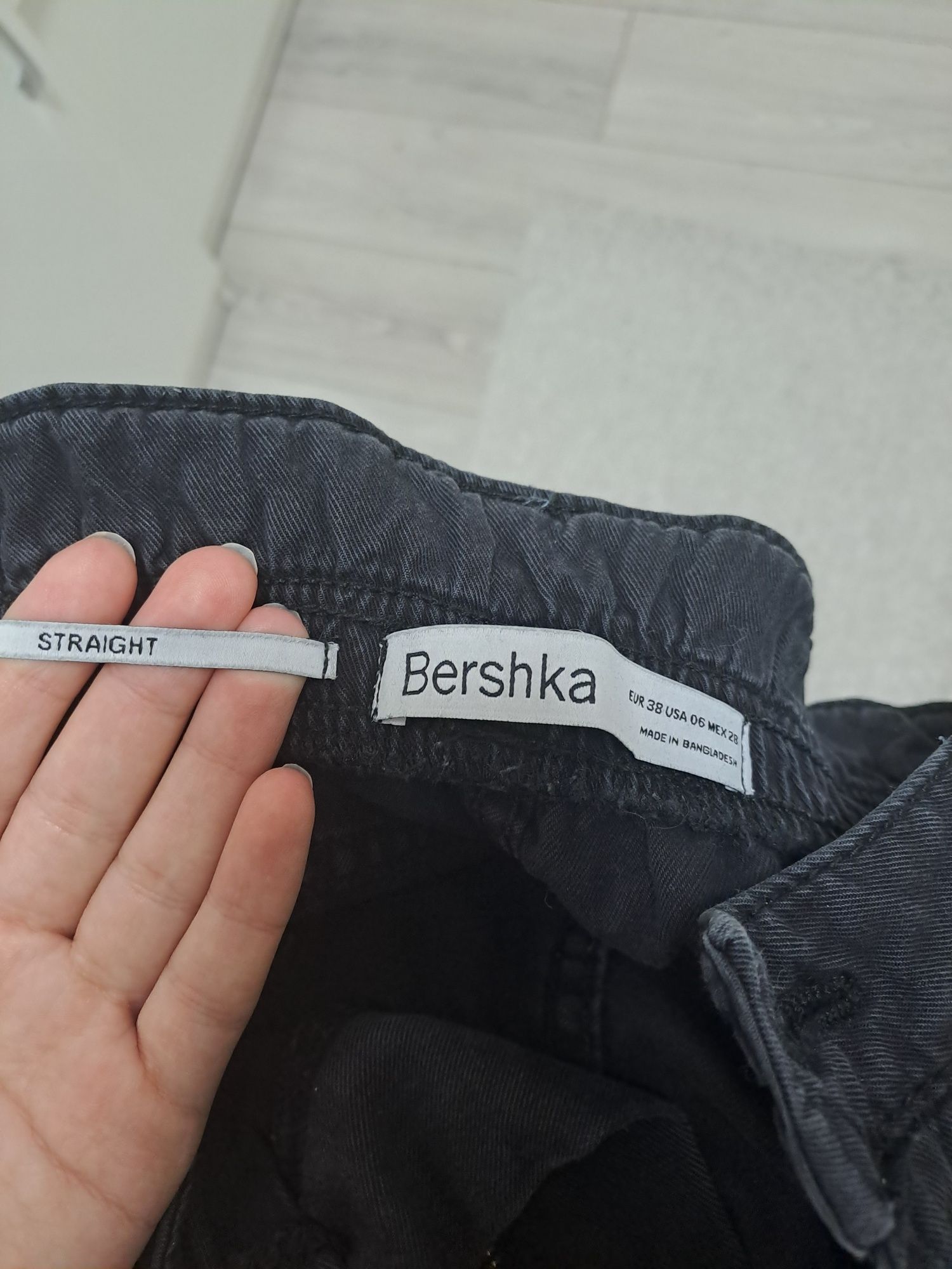 Продаются штаны карго Bershka