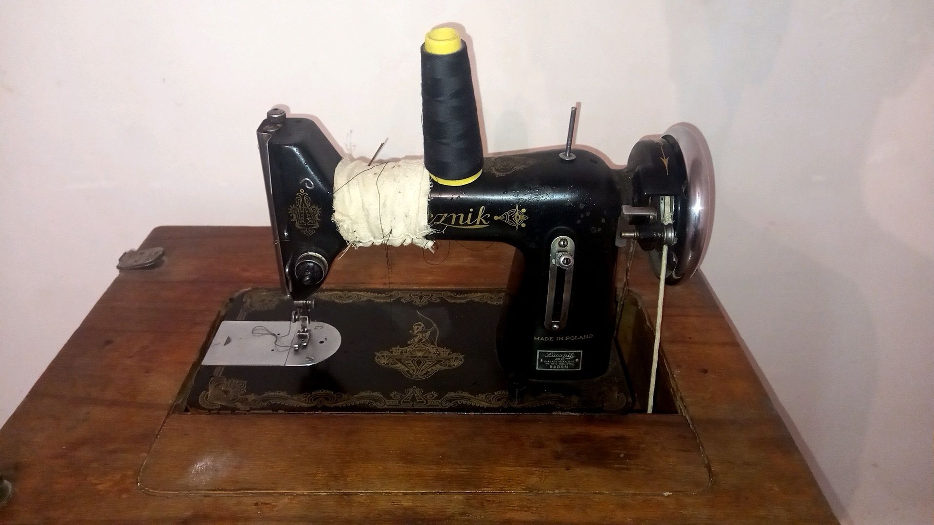 Швейная машина Tikadigan moshina