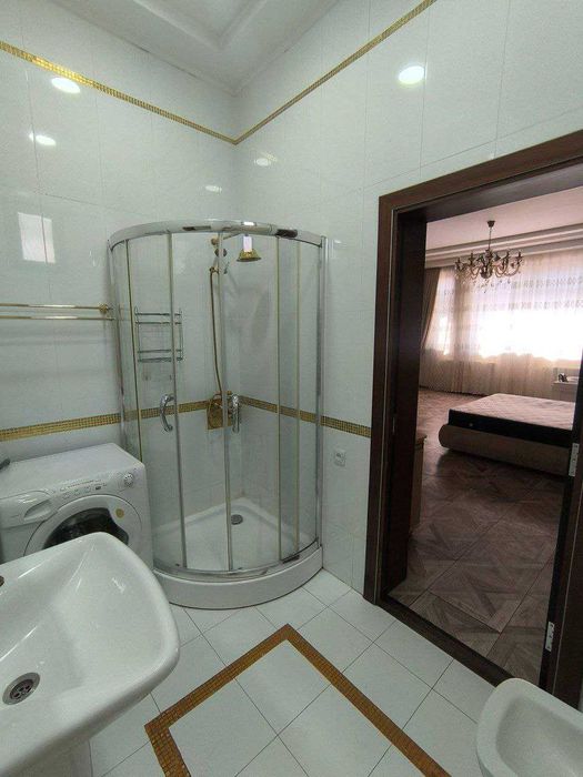 Продаётся Участок Яккасарай  Ракат Боши 3.9 сотки 6 ком есть Бассейн