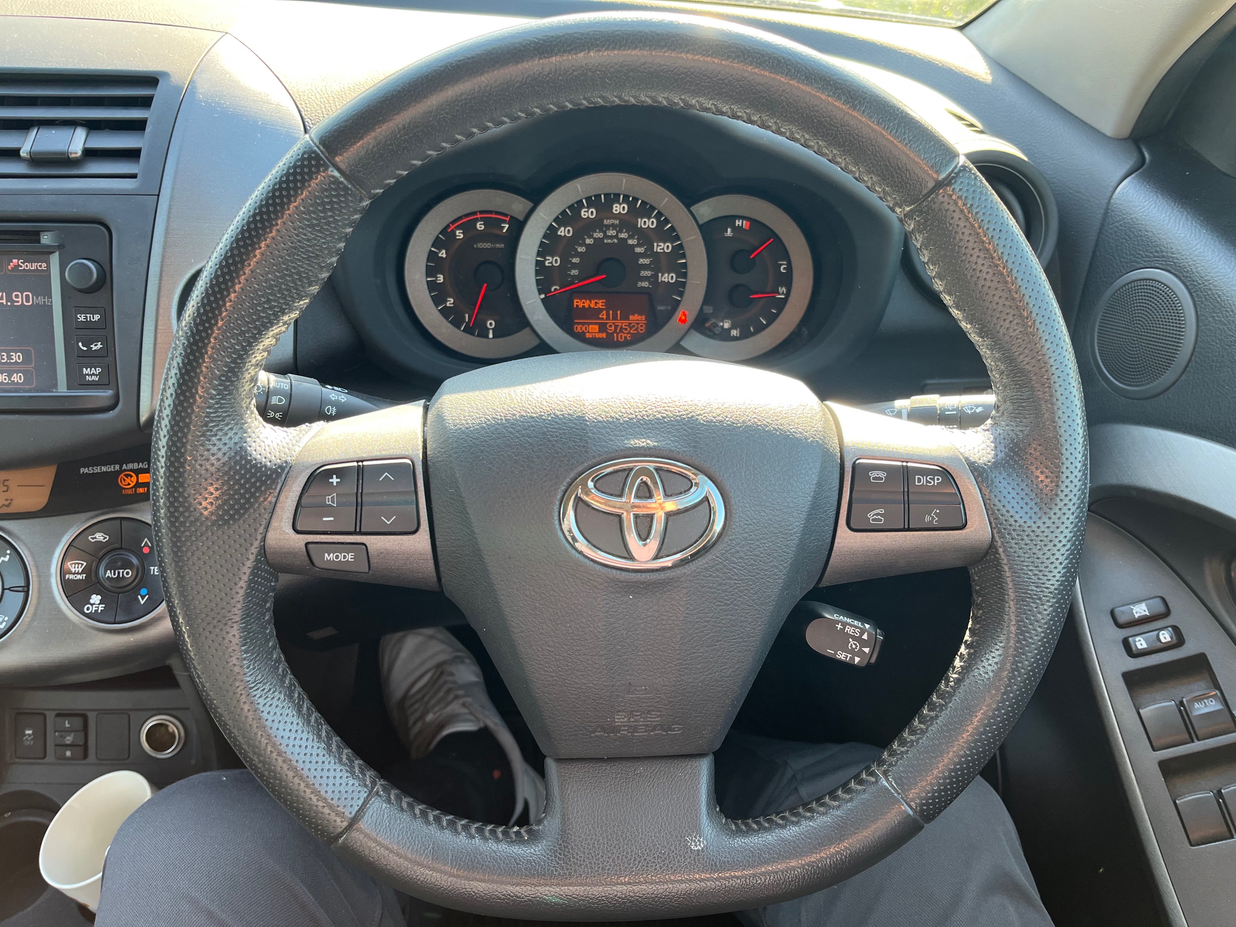 Toyota RAV4 2.2 D4-D, 2012, десен волан