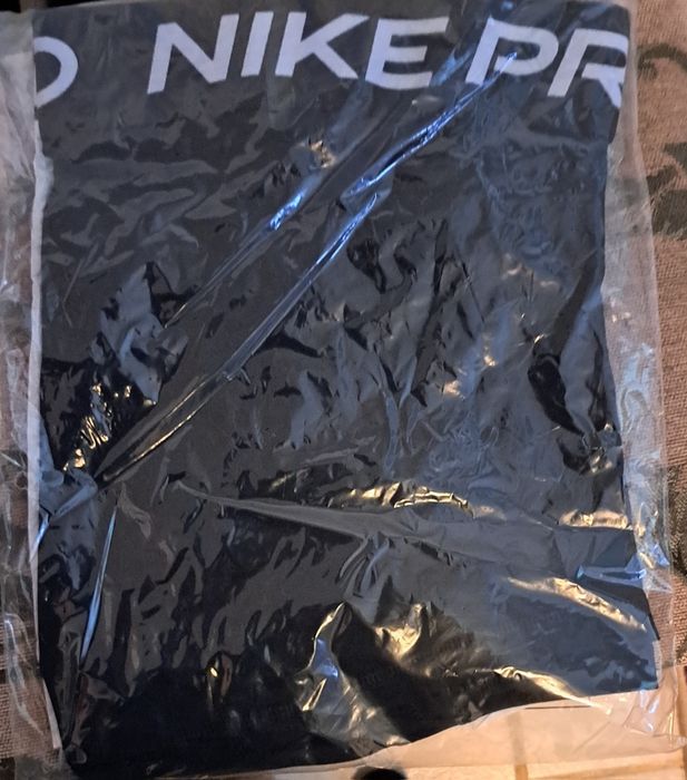 Vând boxeri Nike pro