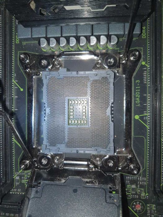 Placa de baza x99-Machinist MR9A PRO.Defecta dar reparabila+cpu bonus