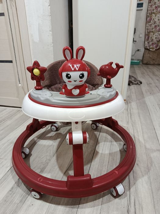 Продам ходунки состояние идеальное.