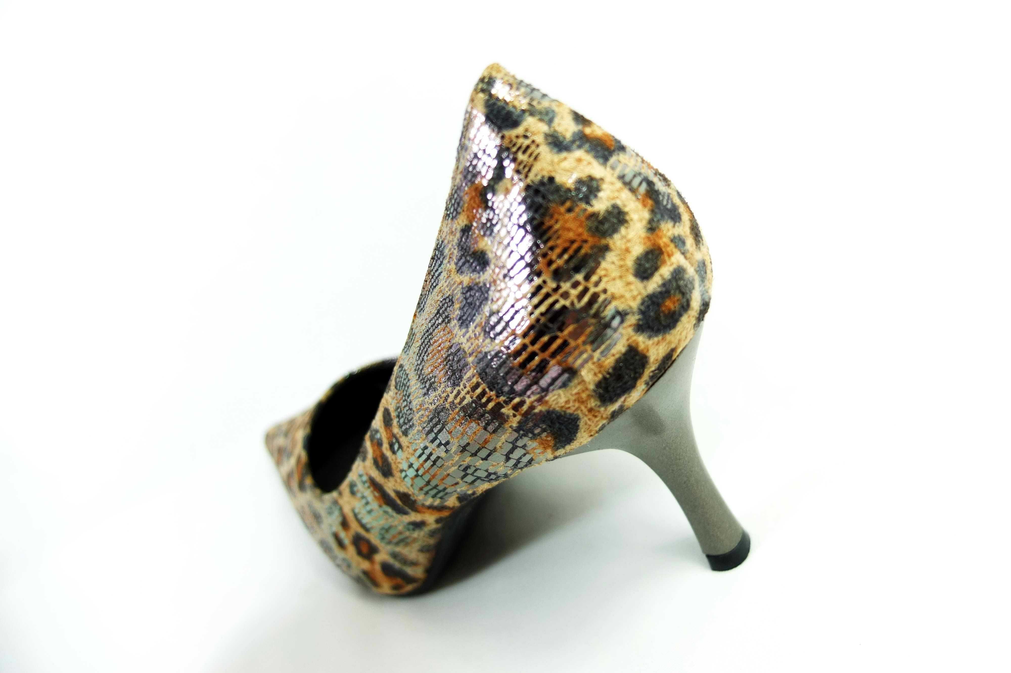 Pantofi cu toc Animal print-Leopard Masura 35-36 schimb cu diverse