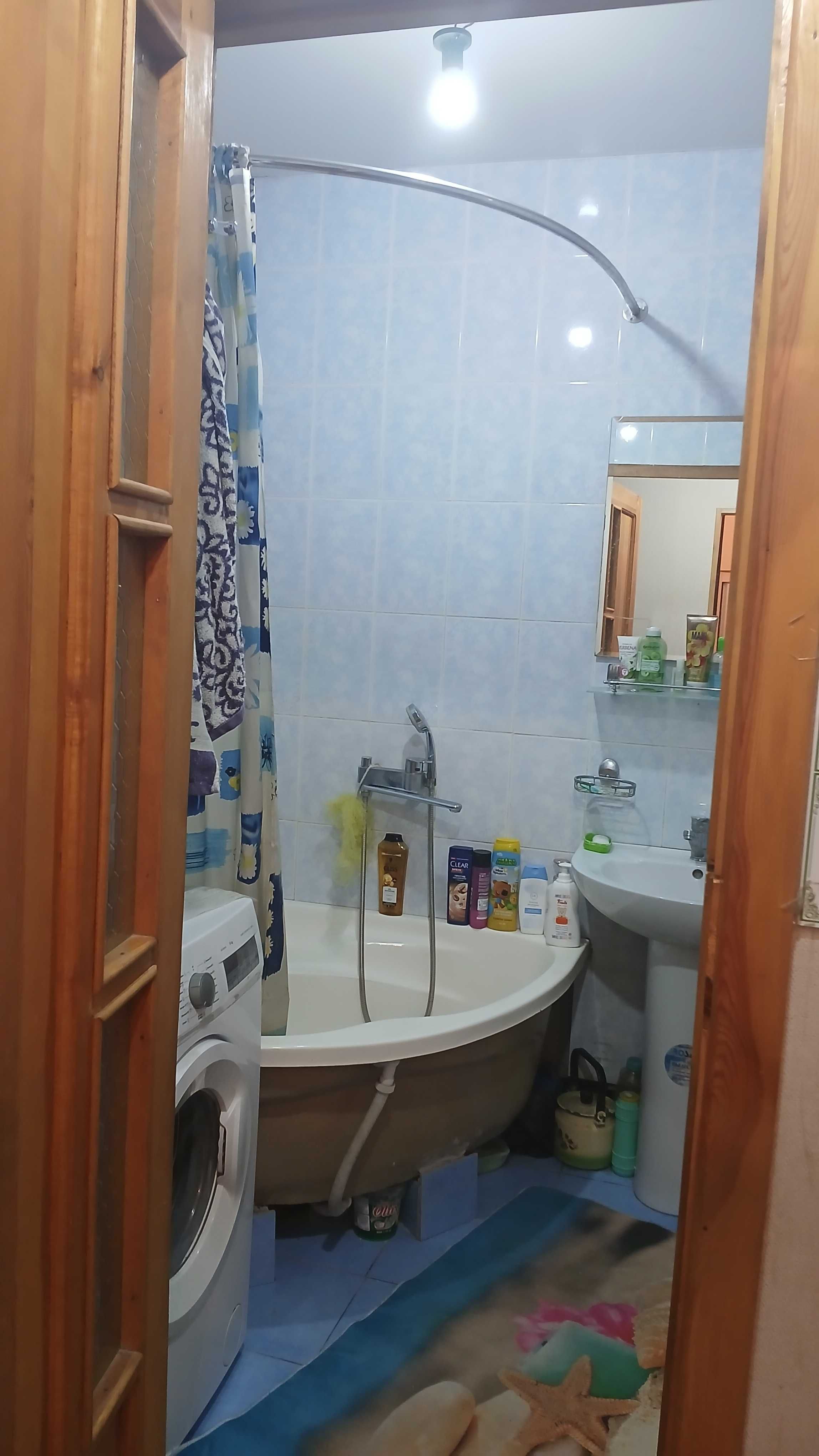 Продается квартира 2/4/5 ( 58 кв/м ) в Яшнабаде Тузел-3