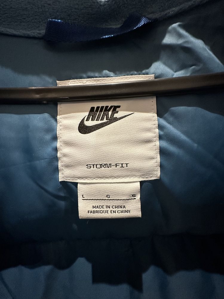 Зимен елек с пух Nike