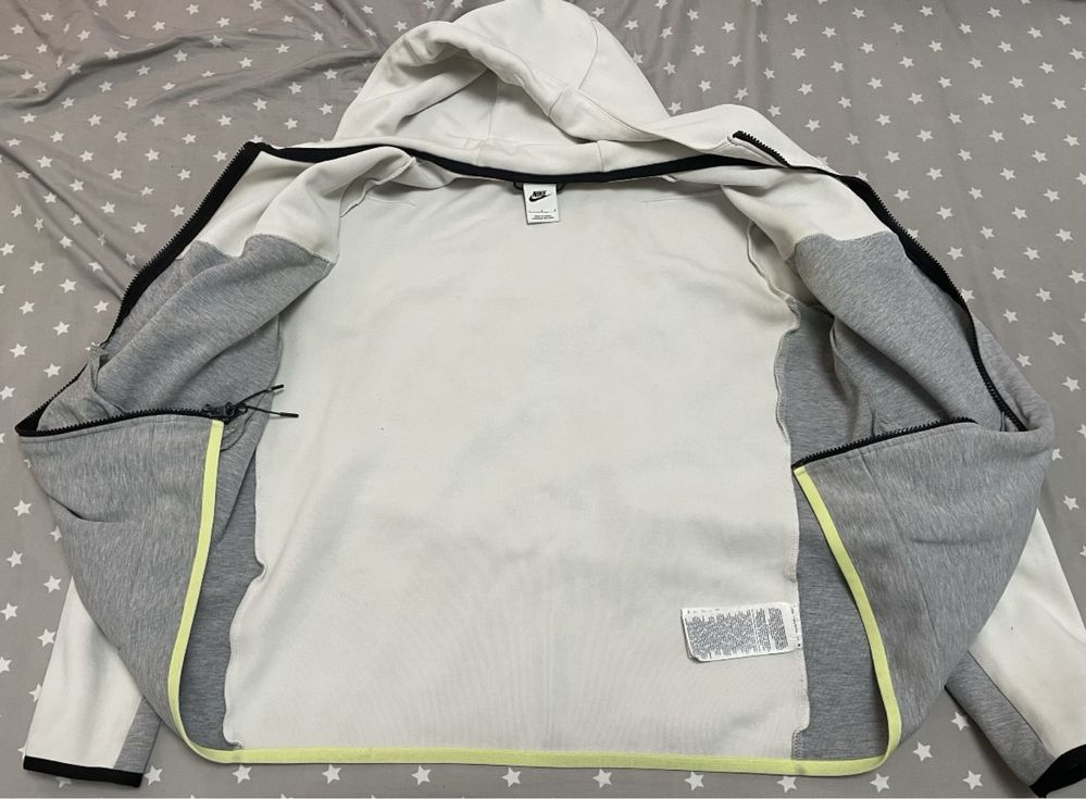 Vand Nike tech fleece urgent