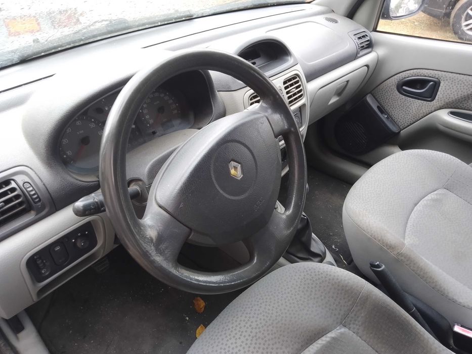 Рено клио Symbol на части