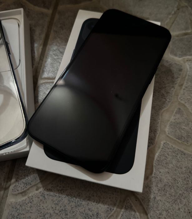 iPhone 13 Bat 100% 256GB