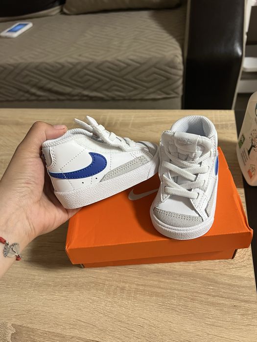 обувки Nike BLAZER MID '77 BT