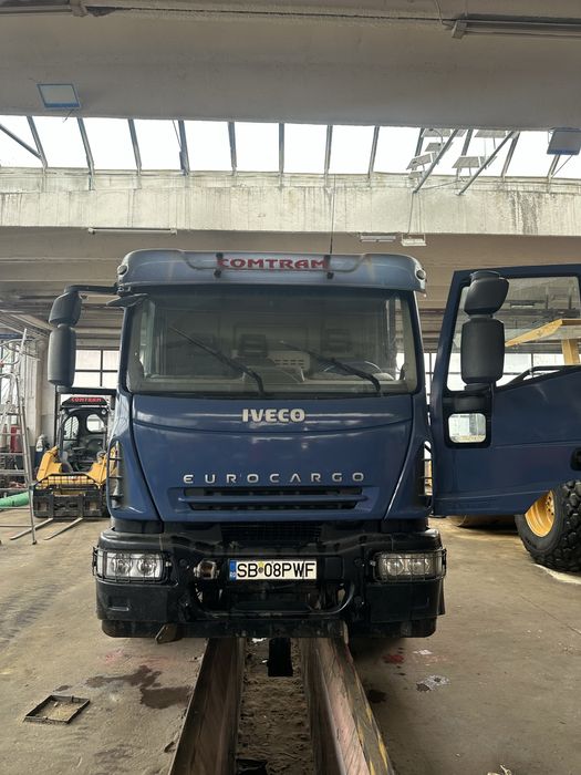 Autobasculanta Iveco Eurocargo 18 tone