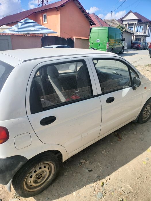 Vând Matiz motor 0.8 închidere centralizată aer condiționat
