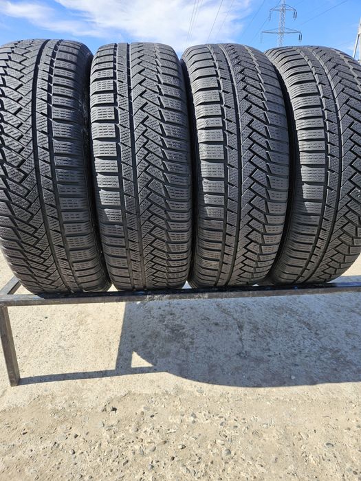 Vând anvelope iarna 235/55/19 235/55r19 CONTINENTAL