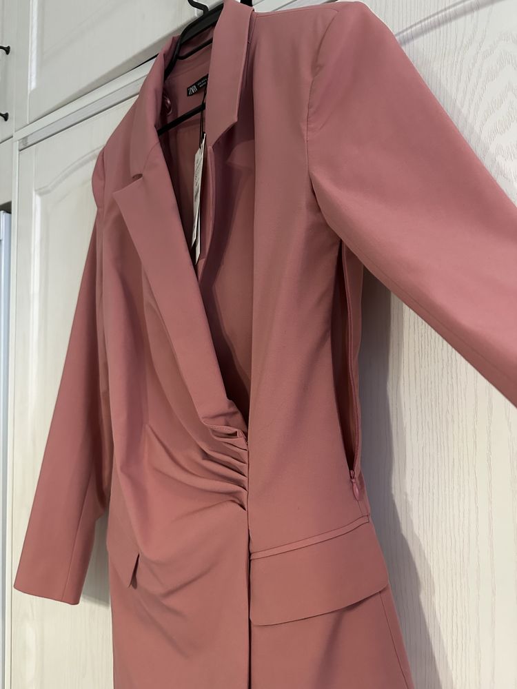 Блейзър рокла ZARA