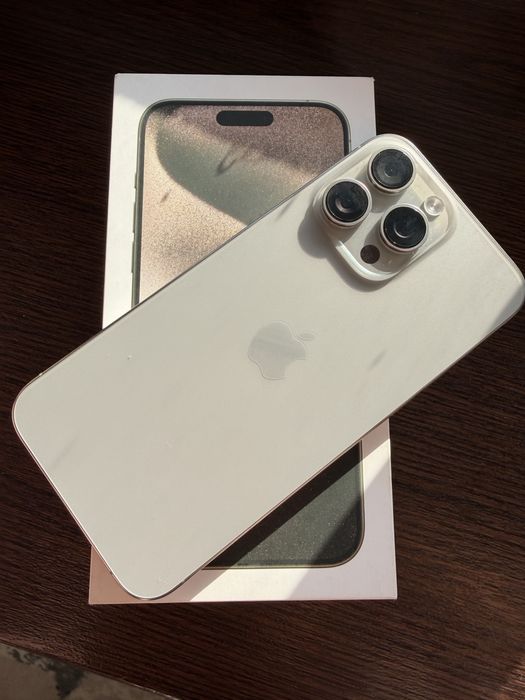 Продам айфон 15 про макс серый цвет