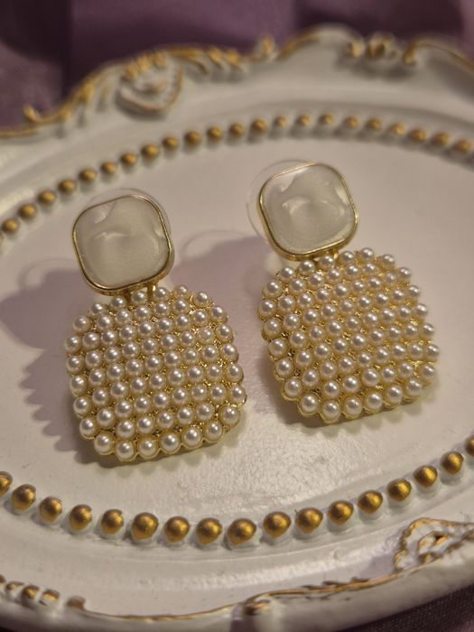 Cercei Milky white tip Zara