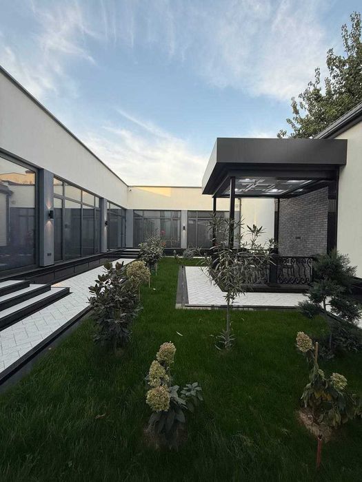 Евро Hi-Tech ховли сотилади М.Улугбек тумани Ш.Бурхонов куча