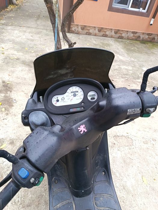 Schimb mai multe detalii la telefon