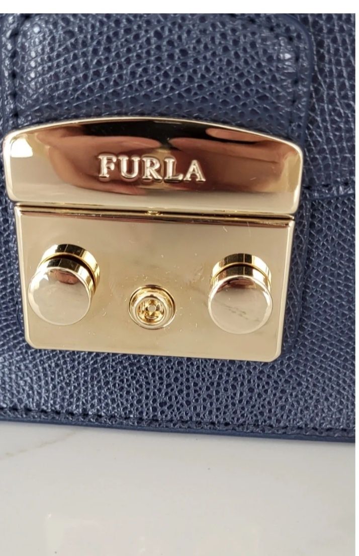 Чанта Furla metropolis, голям размер като нова