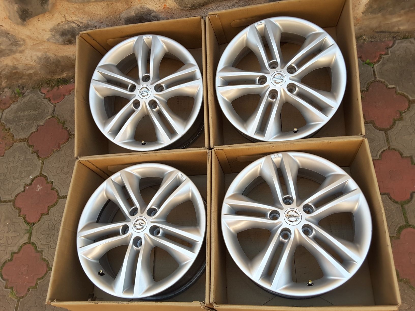 jante aliaj 17; 5x114,3;originale Nissan Qashqai, Juke,X-trail, Duster