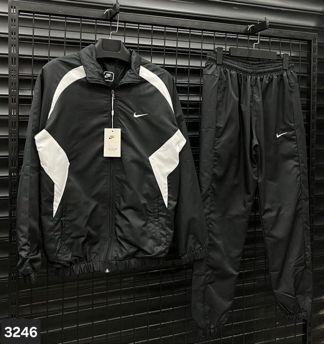 Мъжки екипи Nike,Lacoste