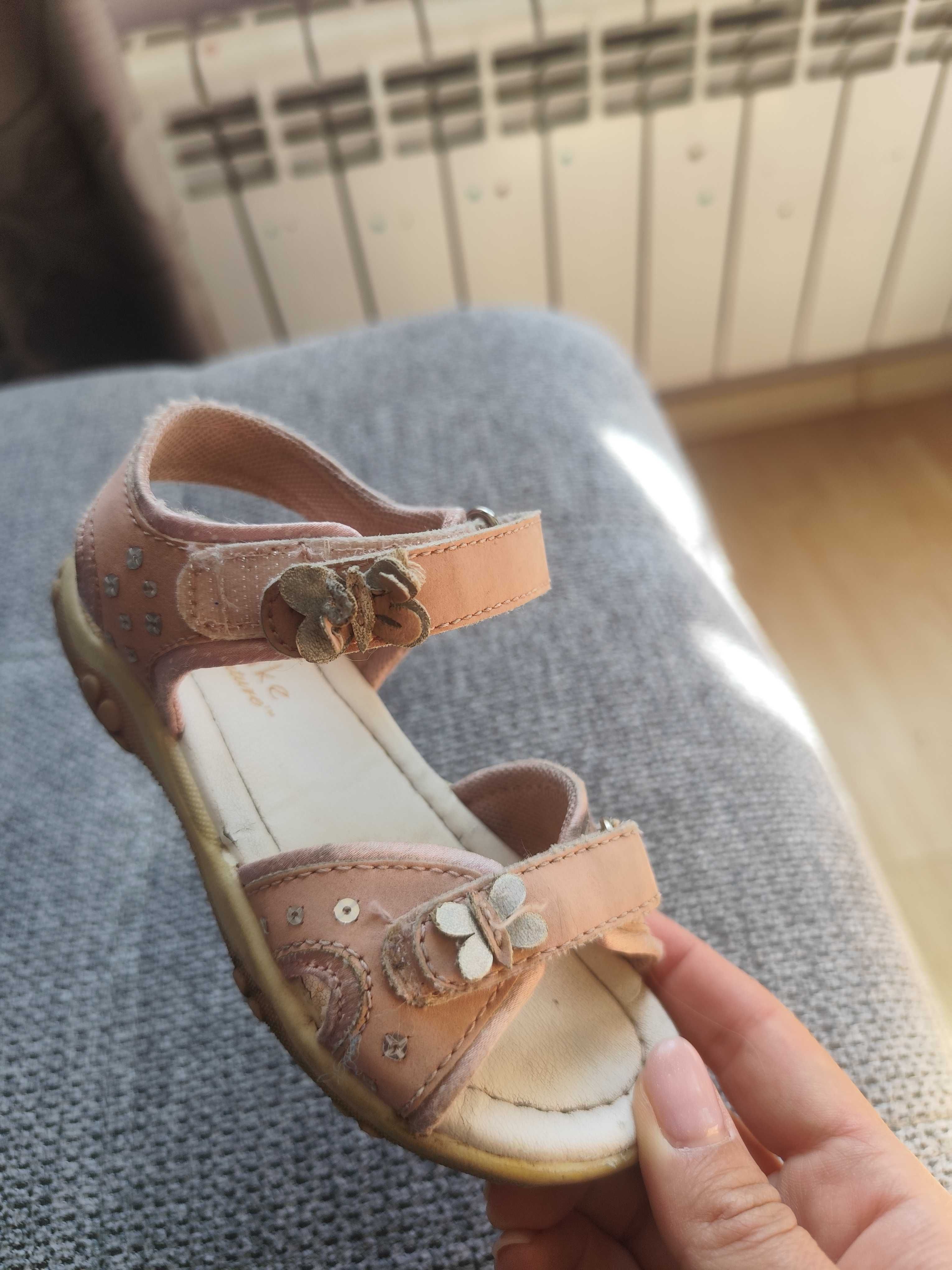 Детски запазени обувки