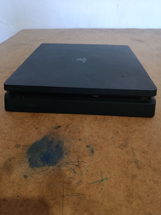 Playstation 4, 1 TB с гарантией