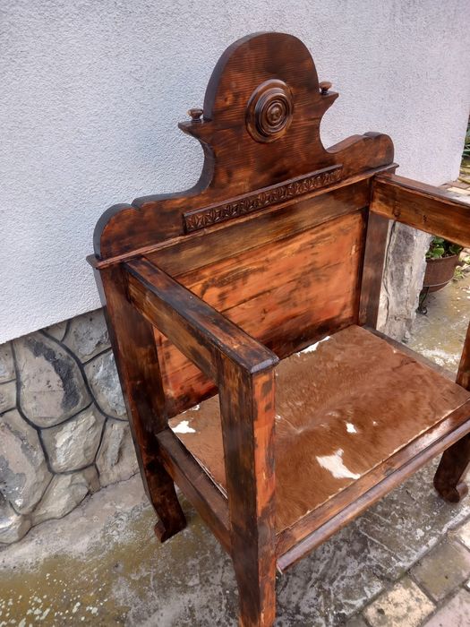 De vânzare fotoliu (jilț) din lemn