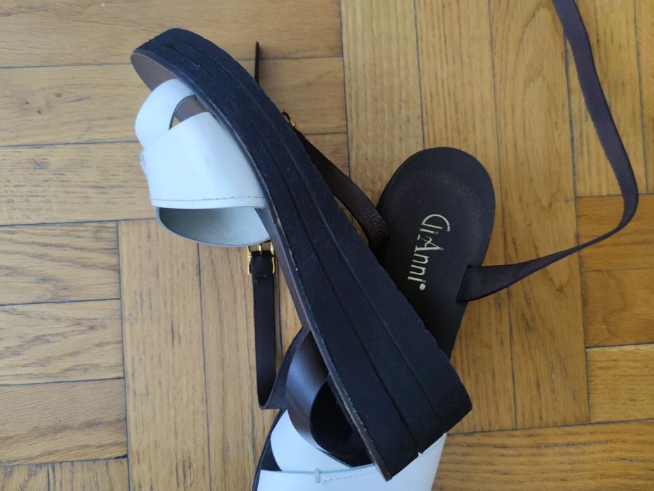 Дамски сандали Gianni