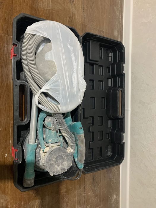 Жираф - Шлифовальная машинка для стен и потолков.